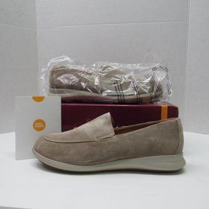 Hubbard Women's Freedom First Taupe Suede Loafers size 11 M